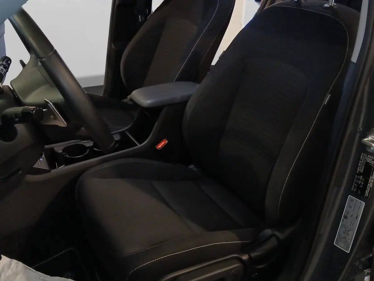 Hyundai Kona usata a Genova (9)