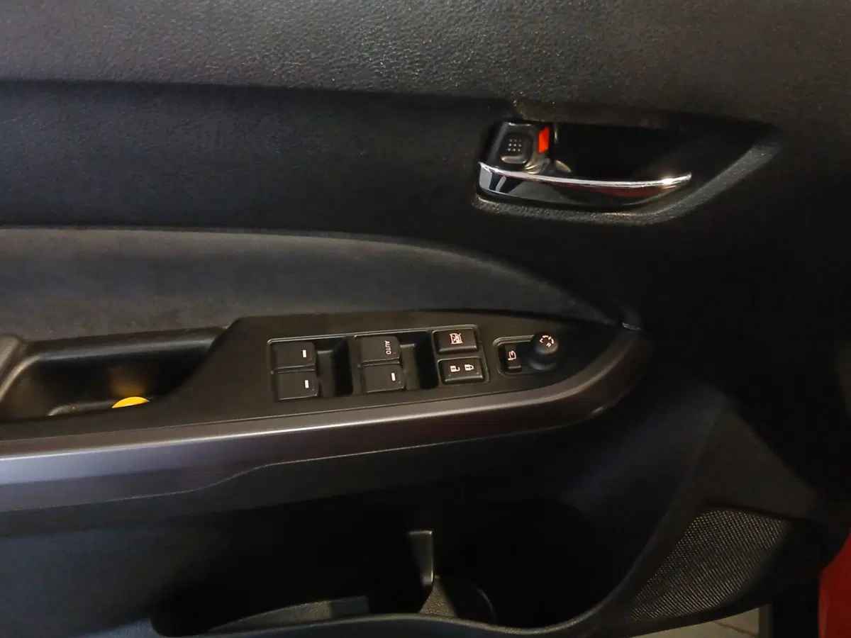 Suzuki Vitara usata a Genova (12)