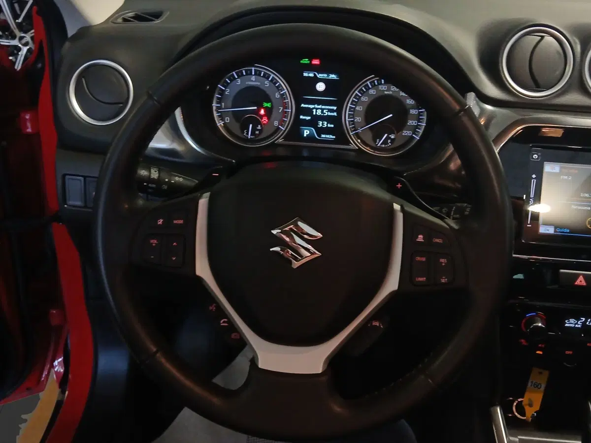 Suzuki Vitara usata a Genova (14)