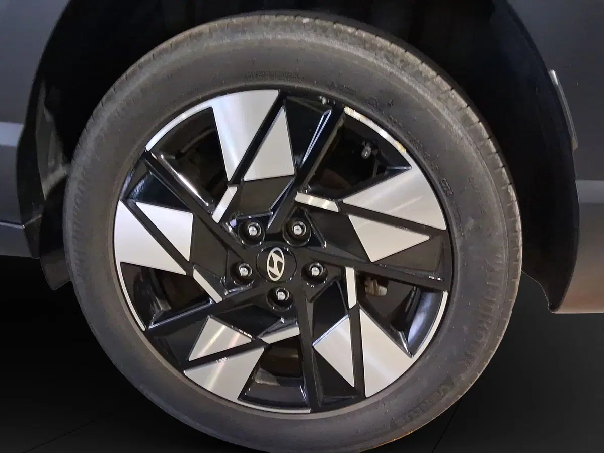 Hyundai Kona usata a Genova (18)