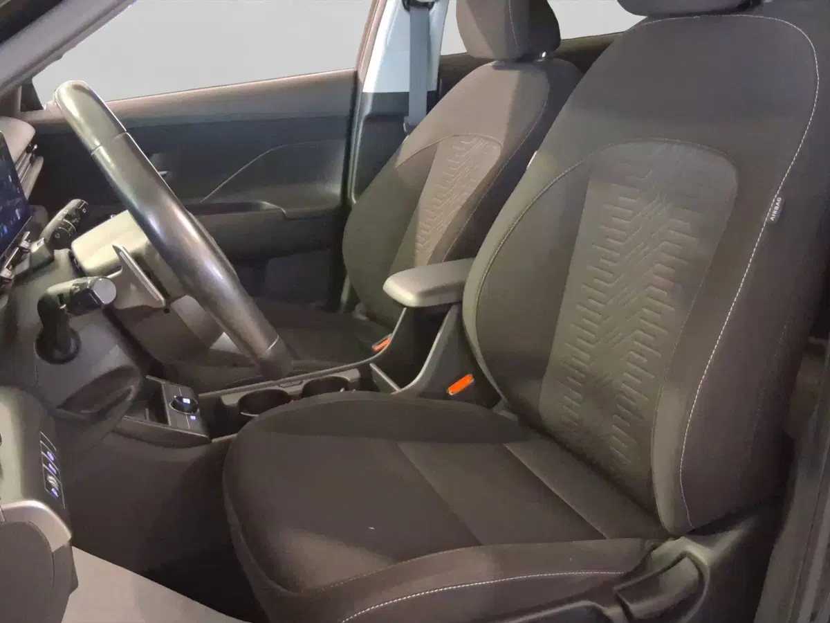 Hyundai Kona usata a Genova (9)