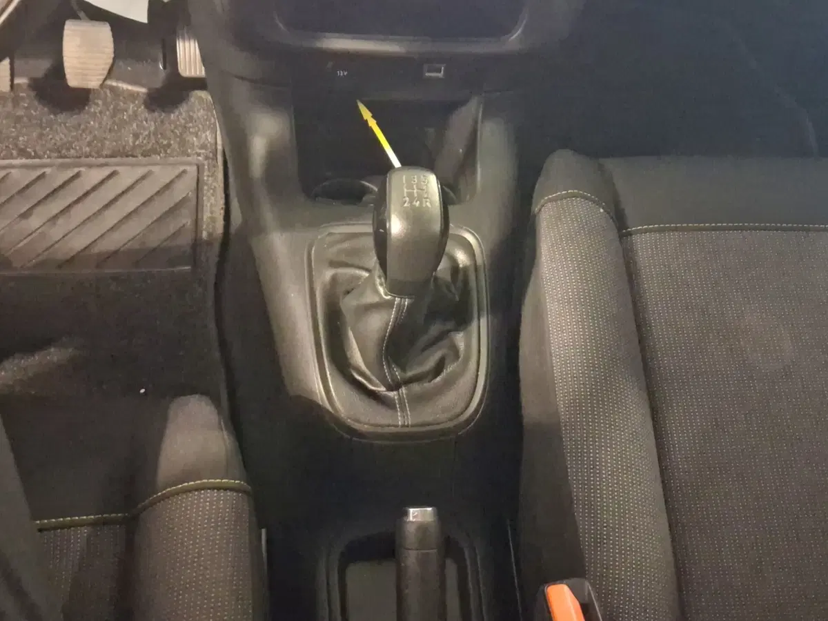 Citroen C3 usata a Genova (15)