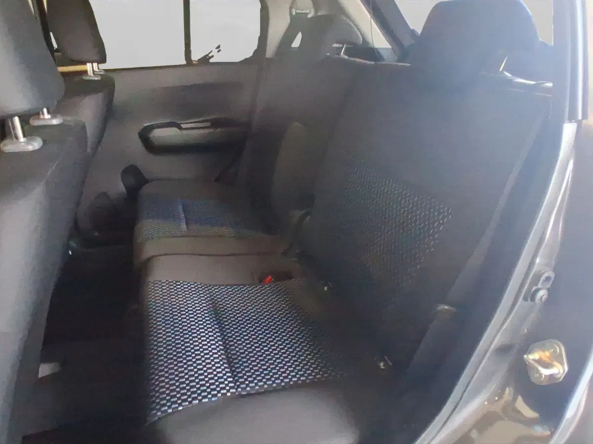 Suzuki Ignis usata a Genova (10)