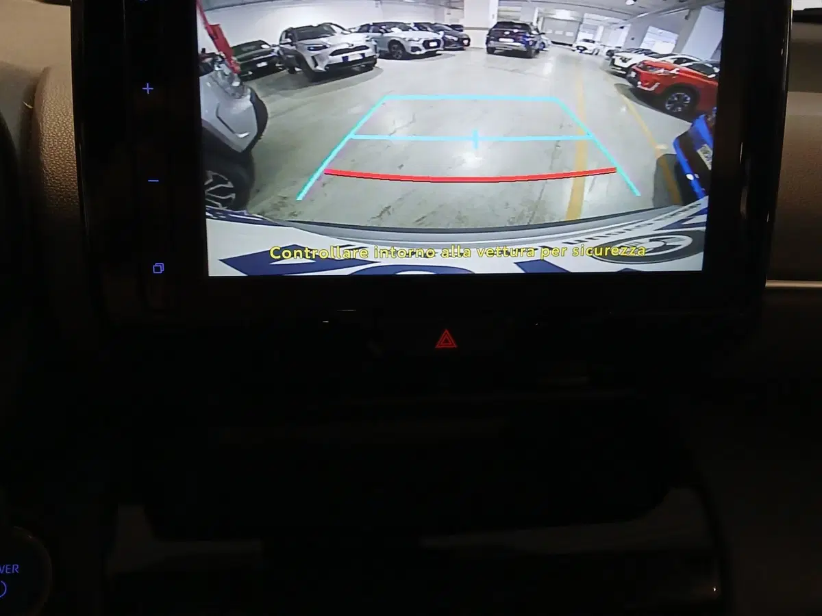 Toyota Yaris Cross usata a Genova (16)