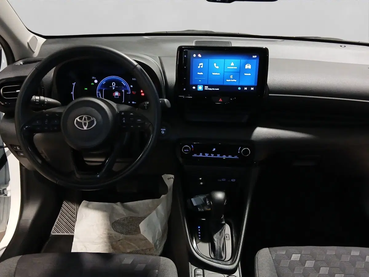 Toyota Yaris usata a Genova (11)