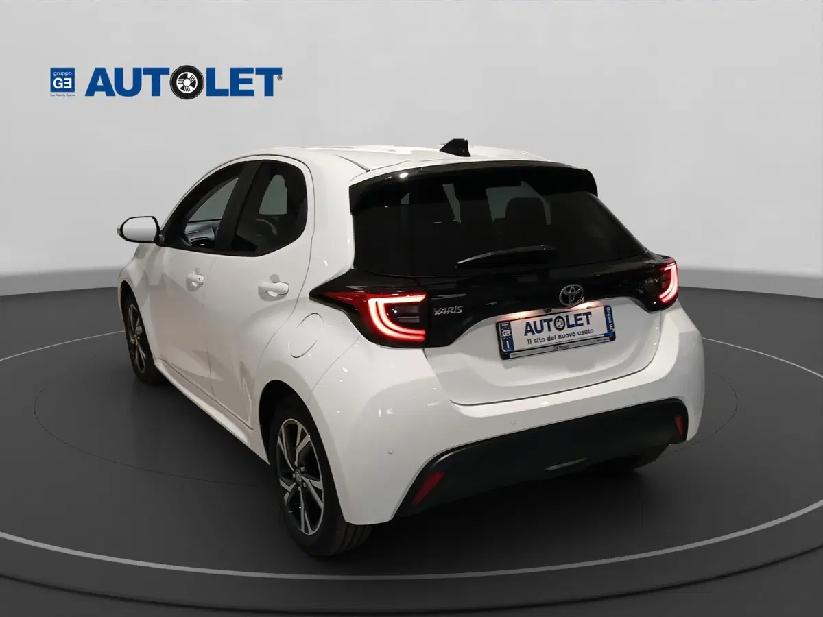 Toyota Yaris usata a Genova (8)