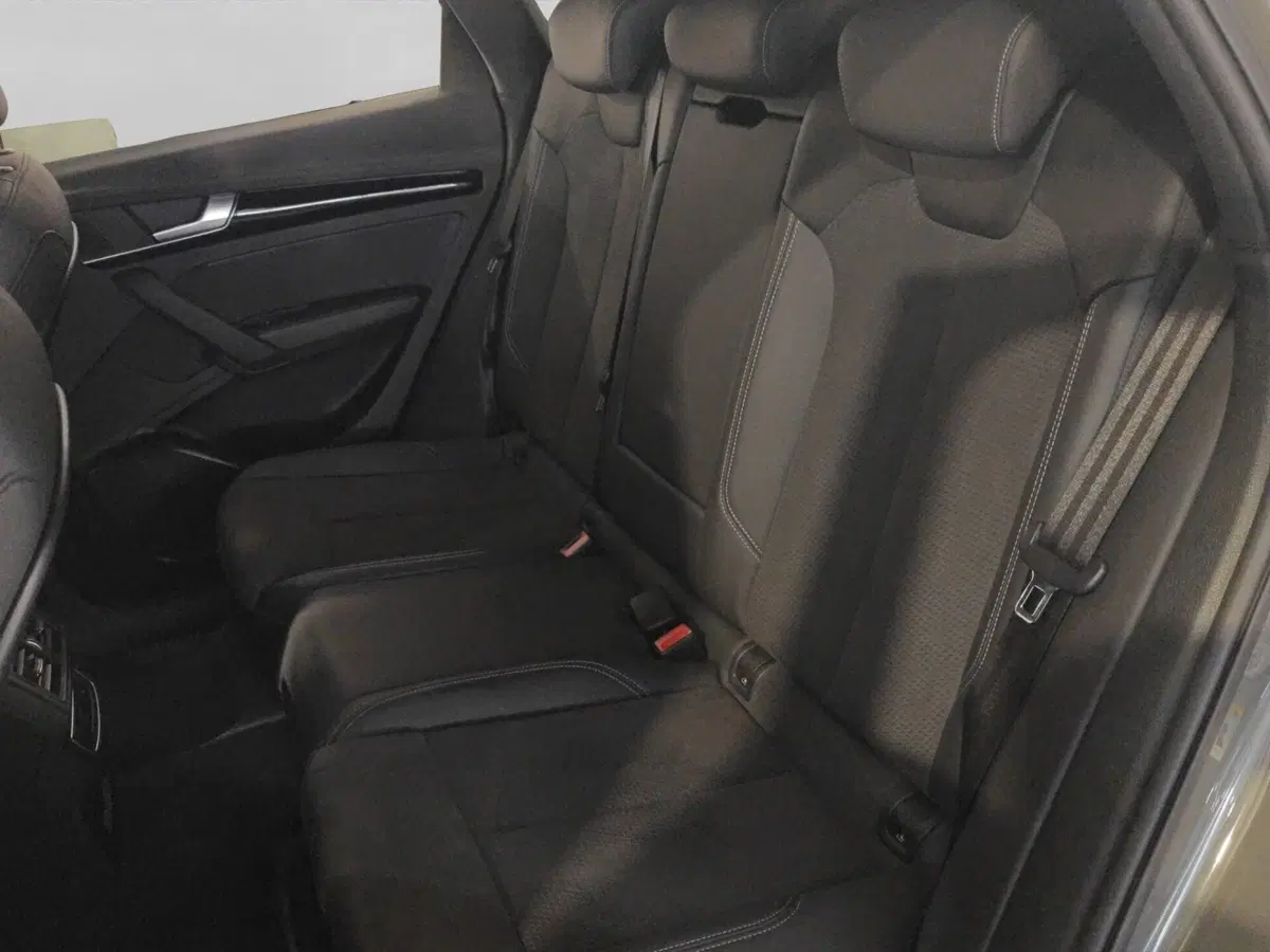 Audi Q5 usata a Genova (10)