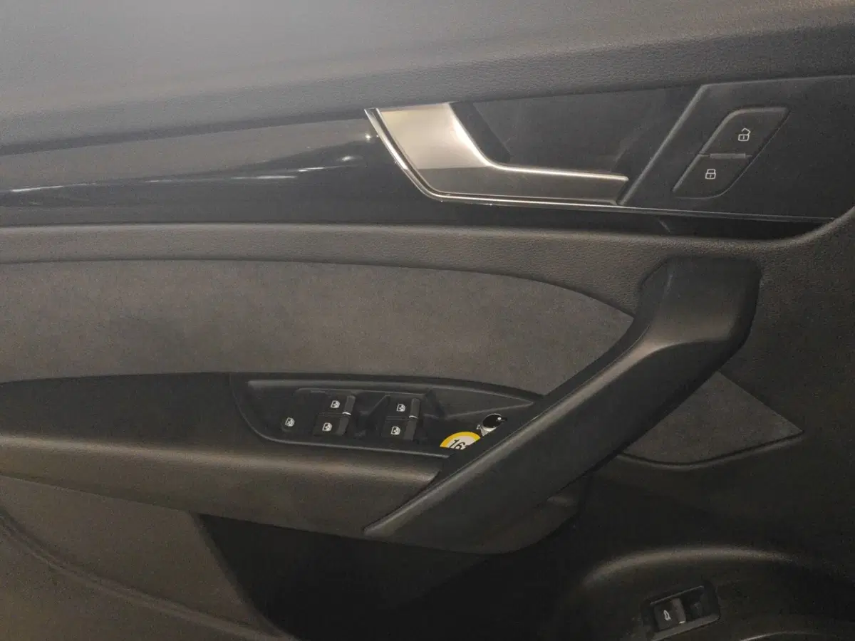 Audi Q5 usata a Genova (12)
