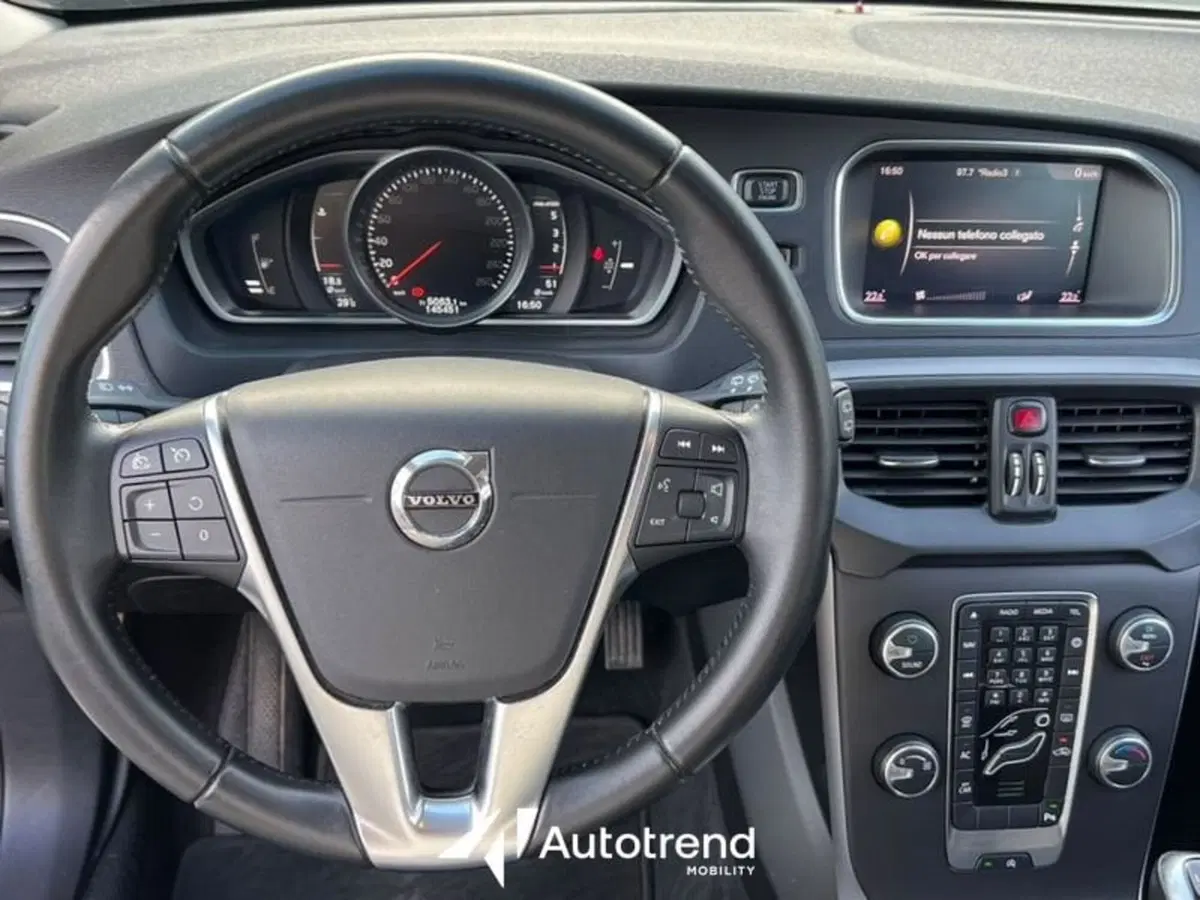 Volvo V40 usata a Lecce (12)