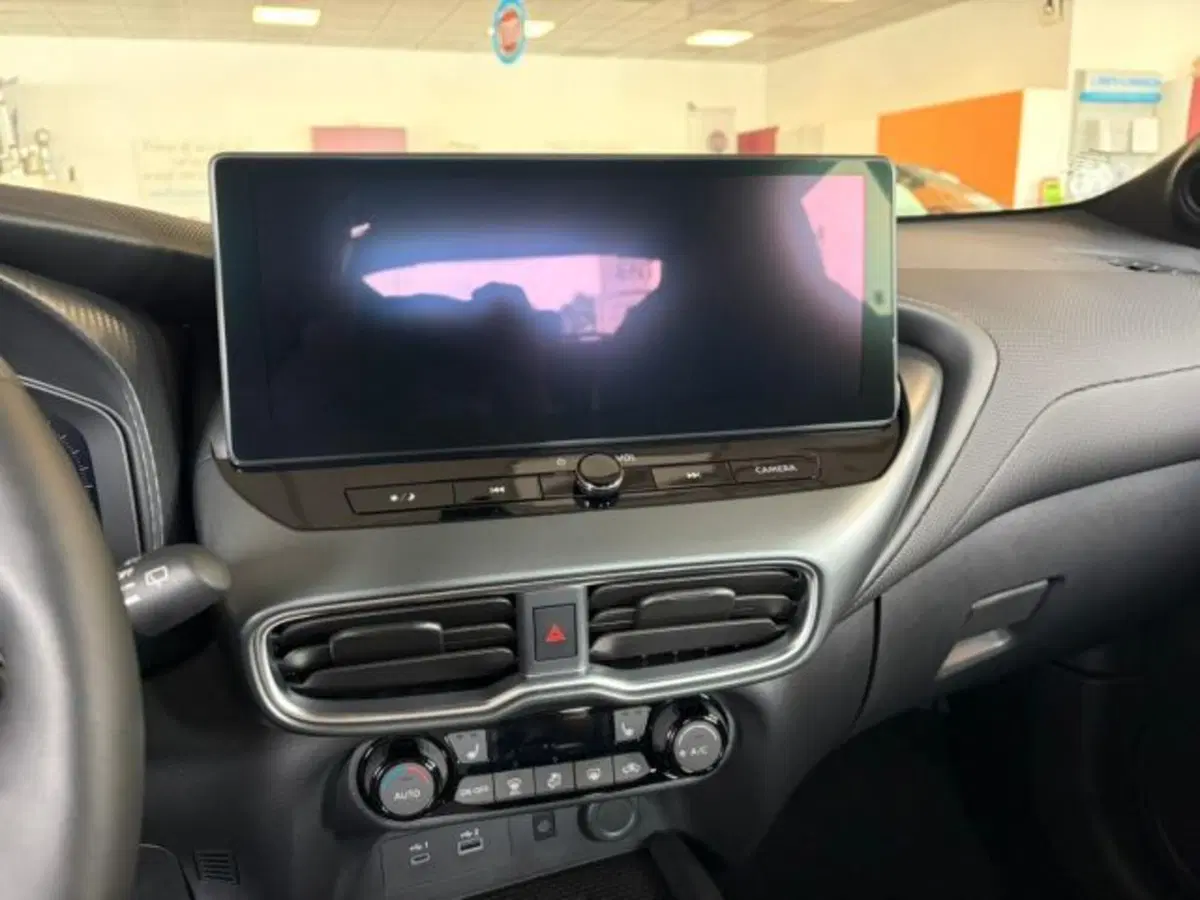 Nissan Juke nuova a Milano (11)