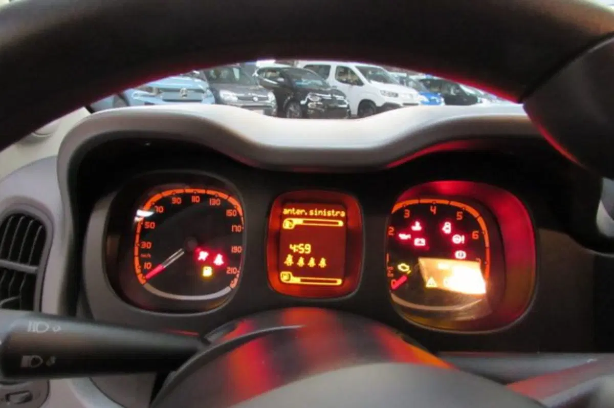 Fiat Panda usata a Milano (8)