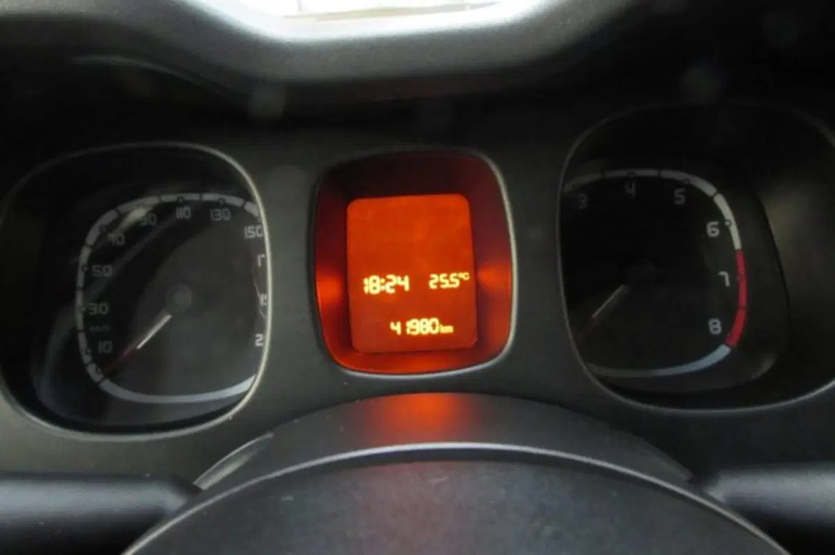 Fiat Panda usata a Milano (12)