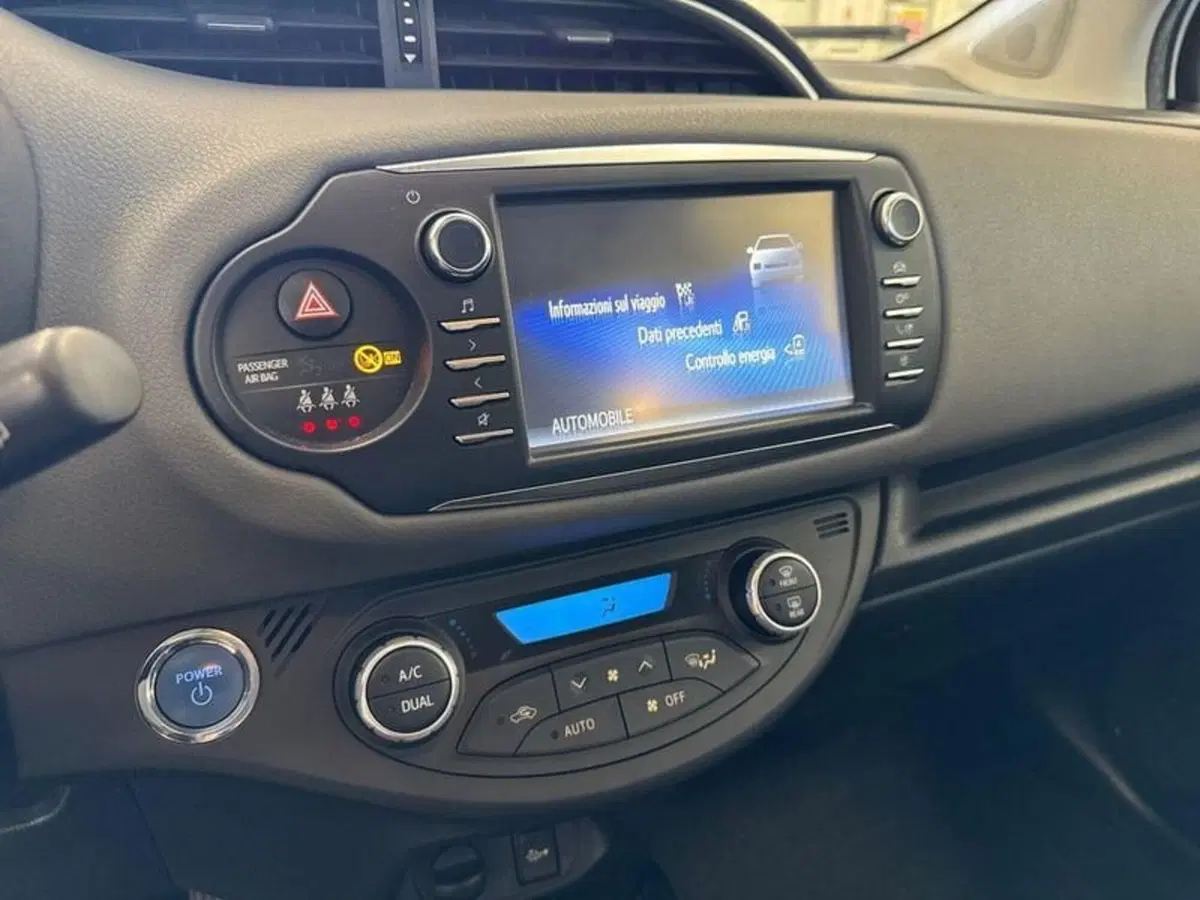 Toyota Yaris usata a Prato (16)