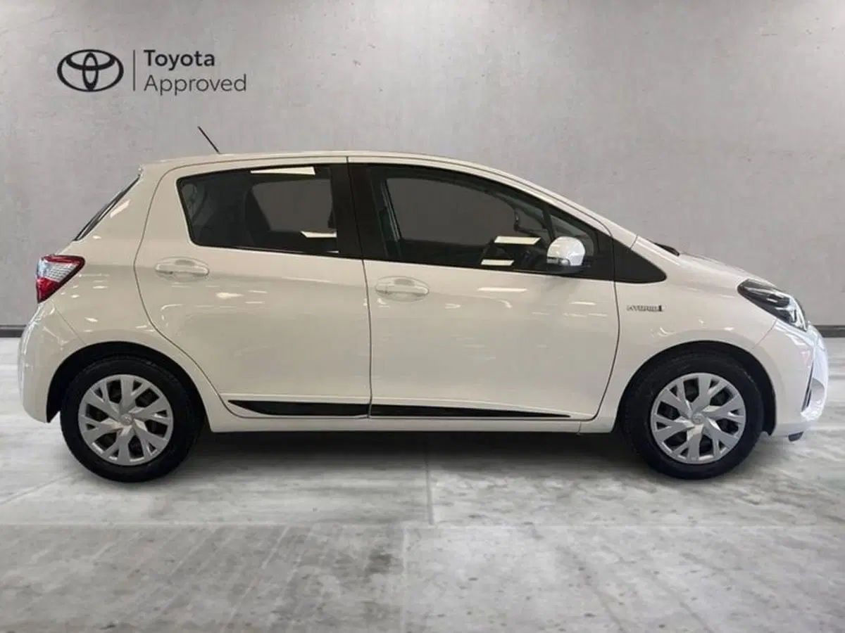 Toyota Yaris usata a Prato (5)