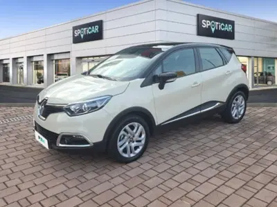 Renault Captur TCe 12V 90 CV Sport Edition del 2016 usata a Monza