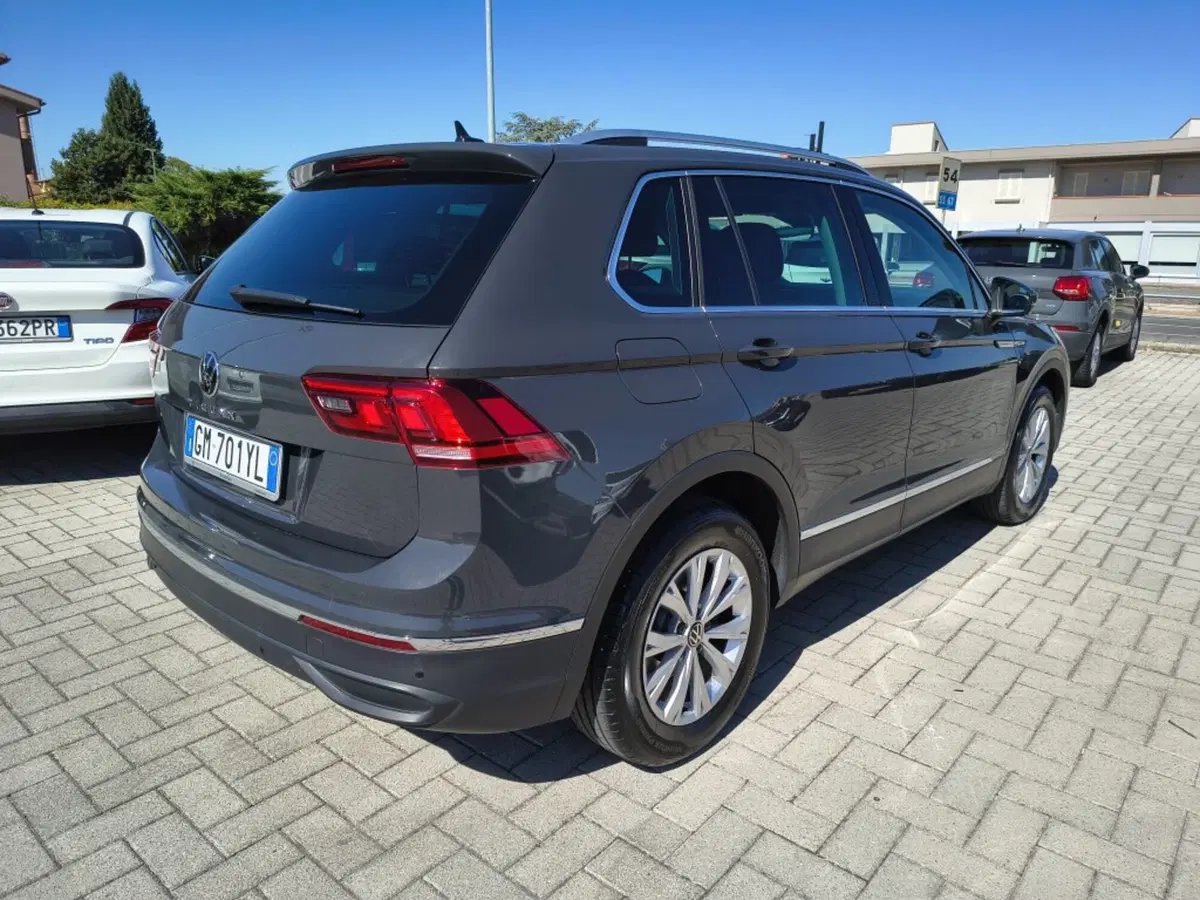 Volkswagen Tiguan usata a Firenze (4)