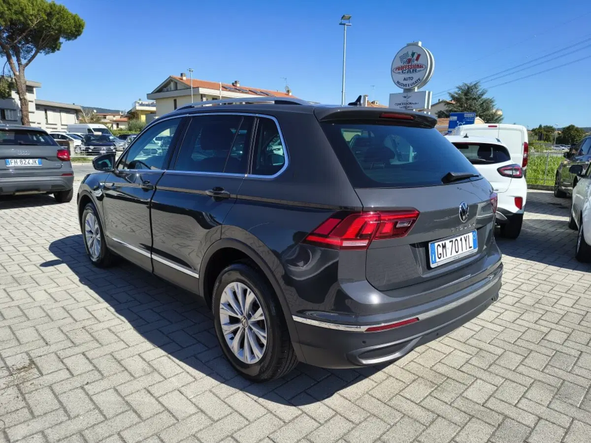 Volkswagen Tiguan usata a Firenze (6)