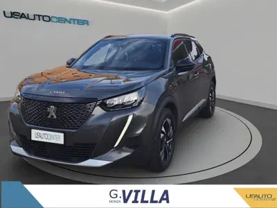 Peugeot 2008 BlueHDi 130 S&S EAT8 Allure Pack del 2023 usata a Paderno Dugnano