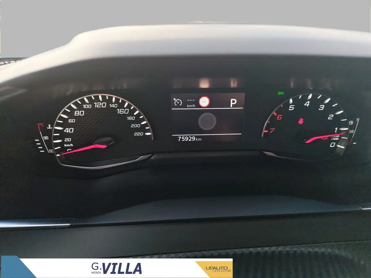 Peugeot 2008 usata a Milano (10)