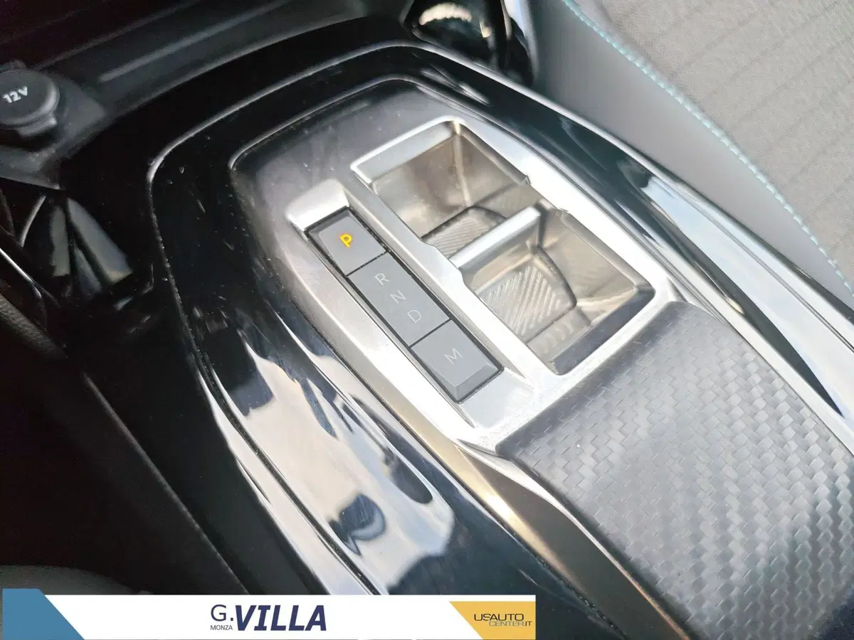 Peugeot 2008 usata a Milano (11)