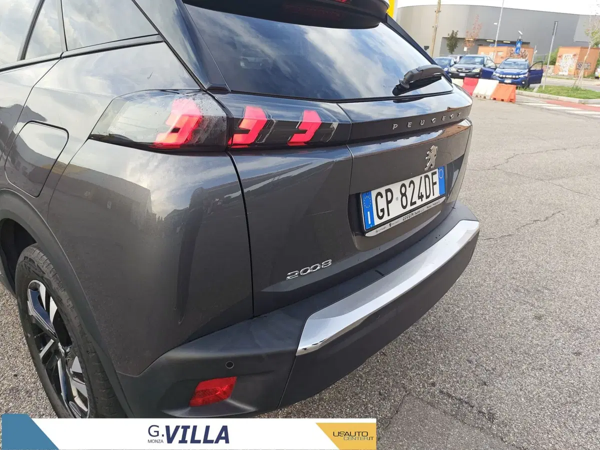 Peugeot 2008 usata a Milano (16)