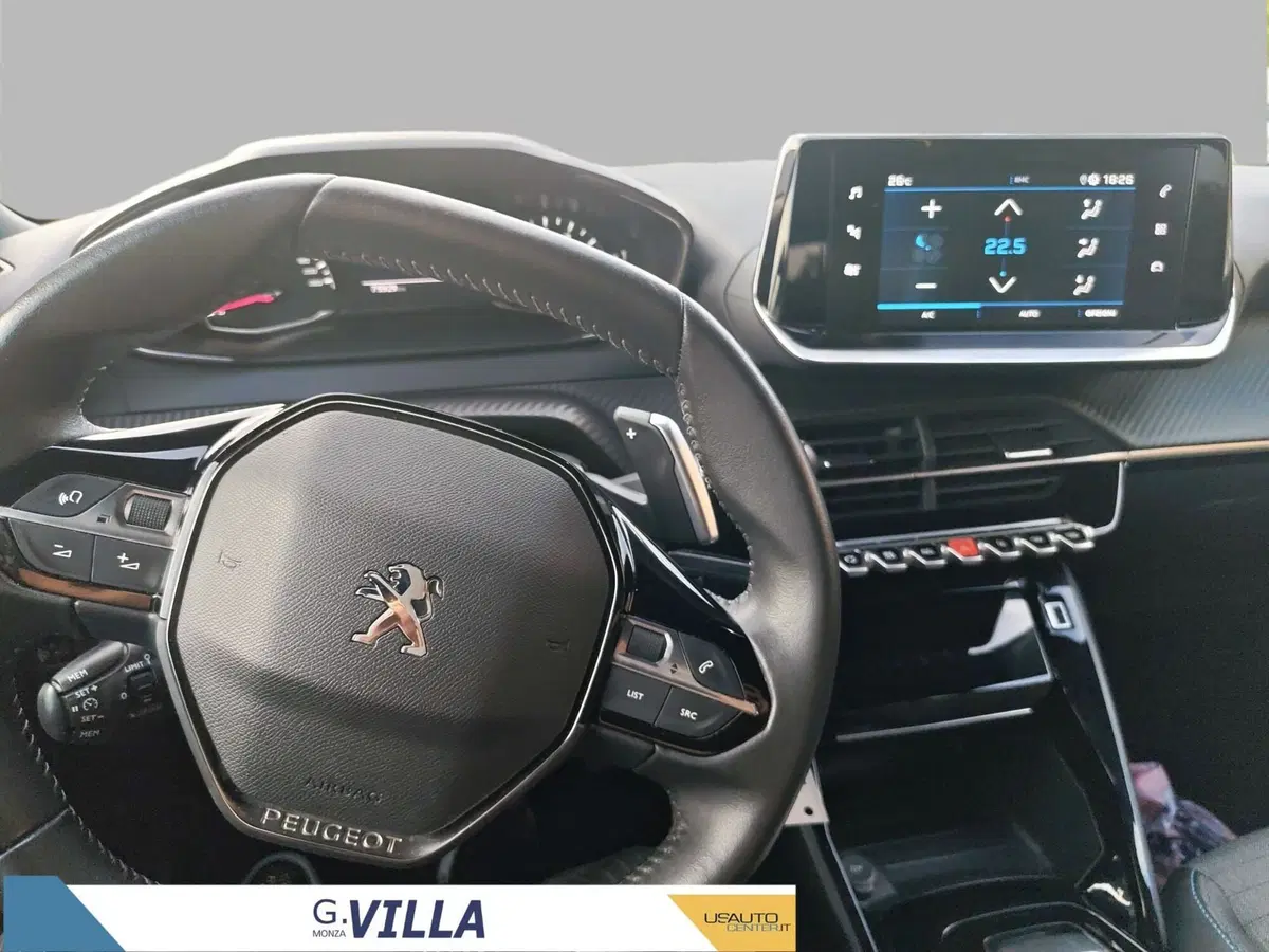 Peugeot 2008 usata a Milano (8)