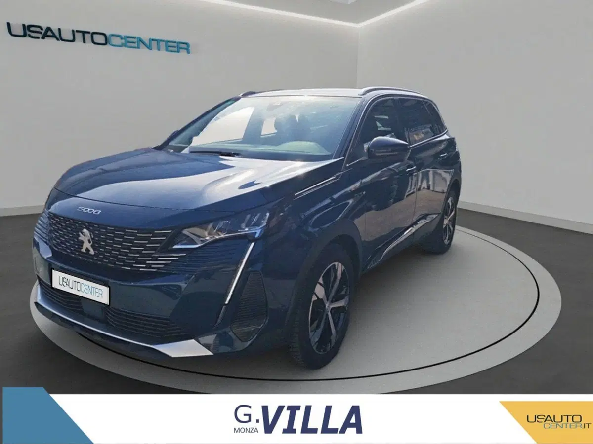 Peugeot 5008 usata a Milano