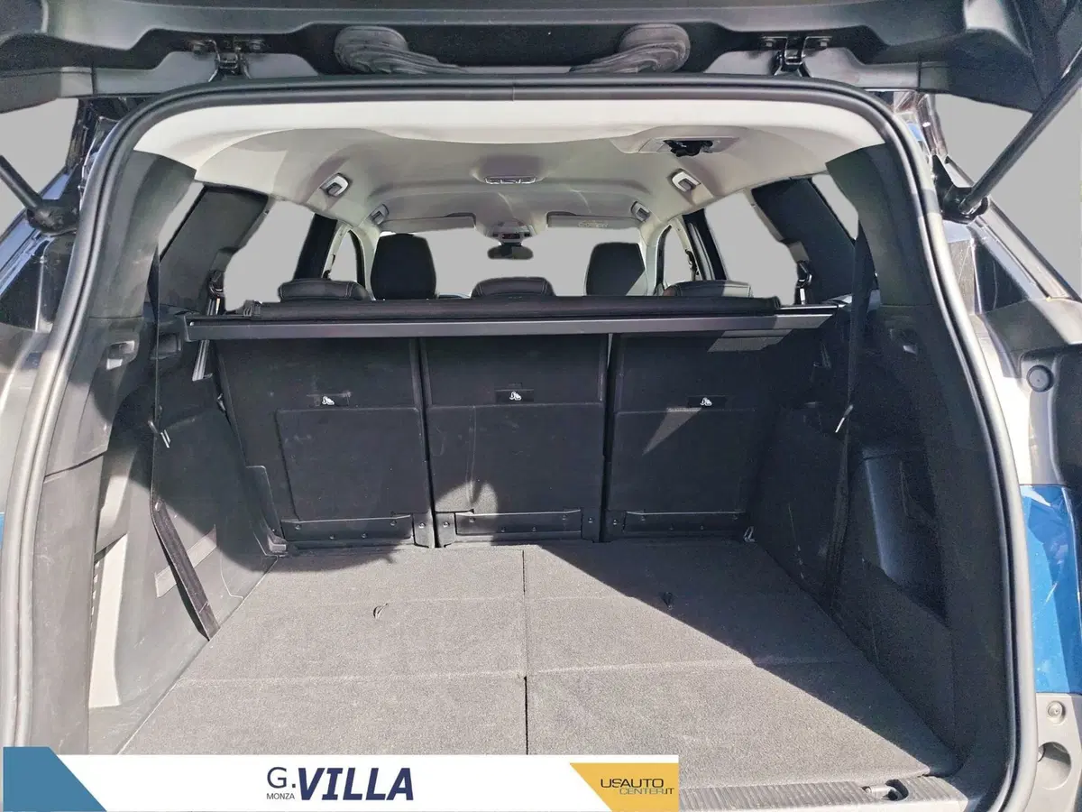 Peugeot 5008 usata a Milano (15)
