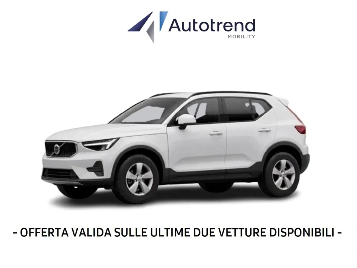 Volvo XC40 nuova a Bari