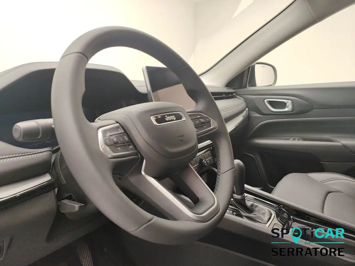 Jeep Compass usata a Como (9)