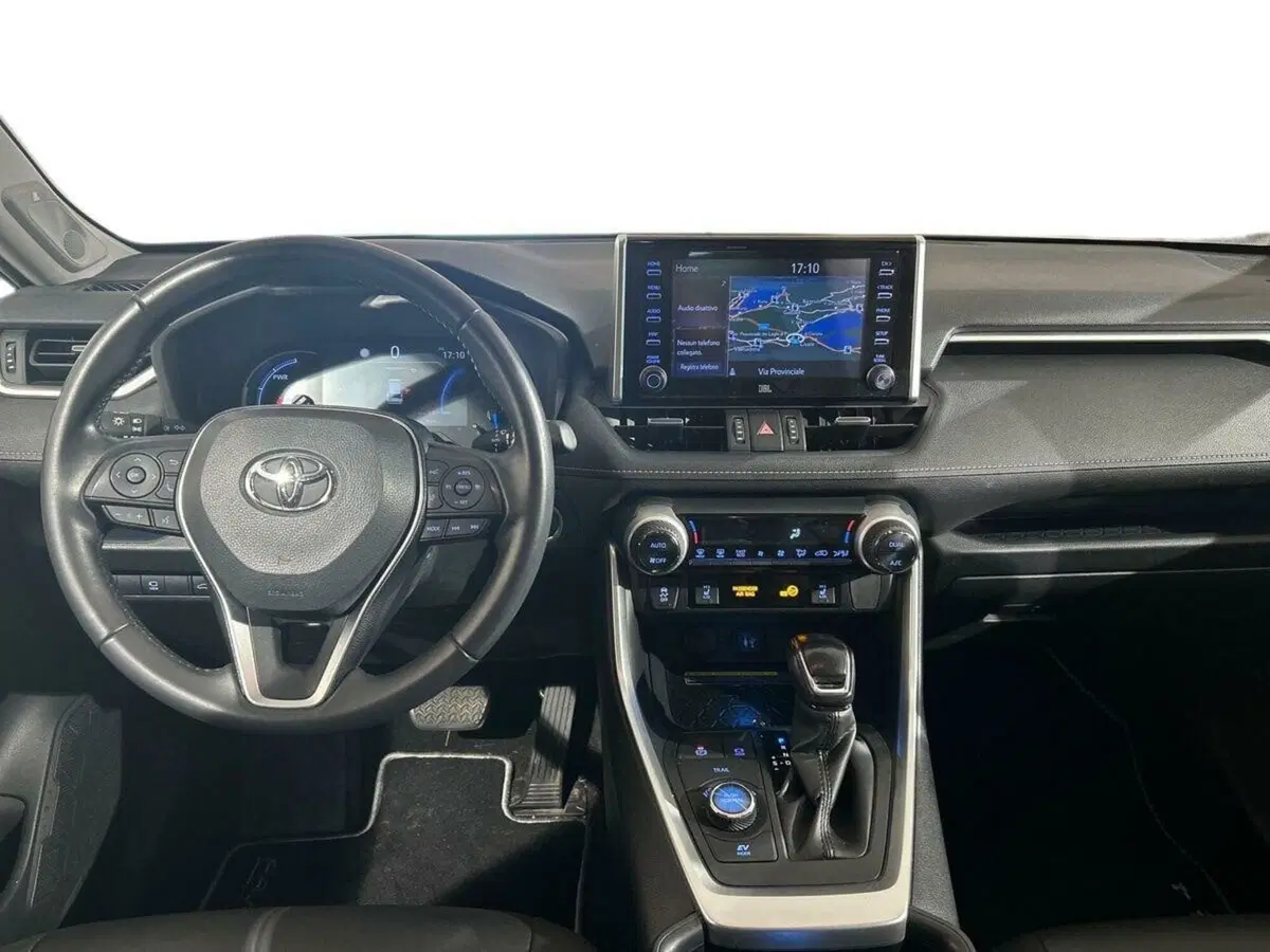 Toyota Rav4 usata a Lecco (8)