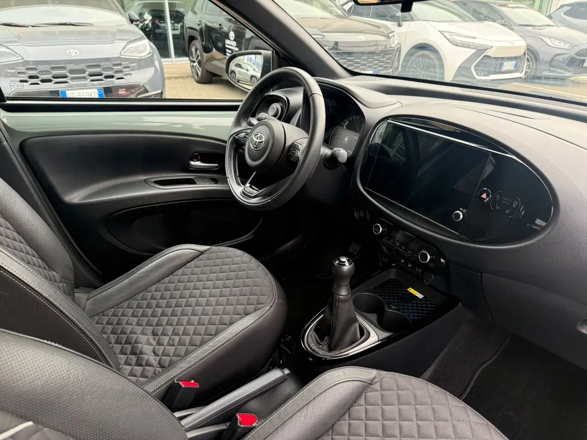 Toyota Aygo X usata a Piacenza (8)