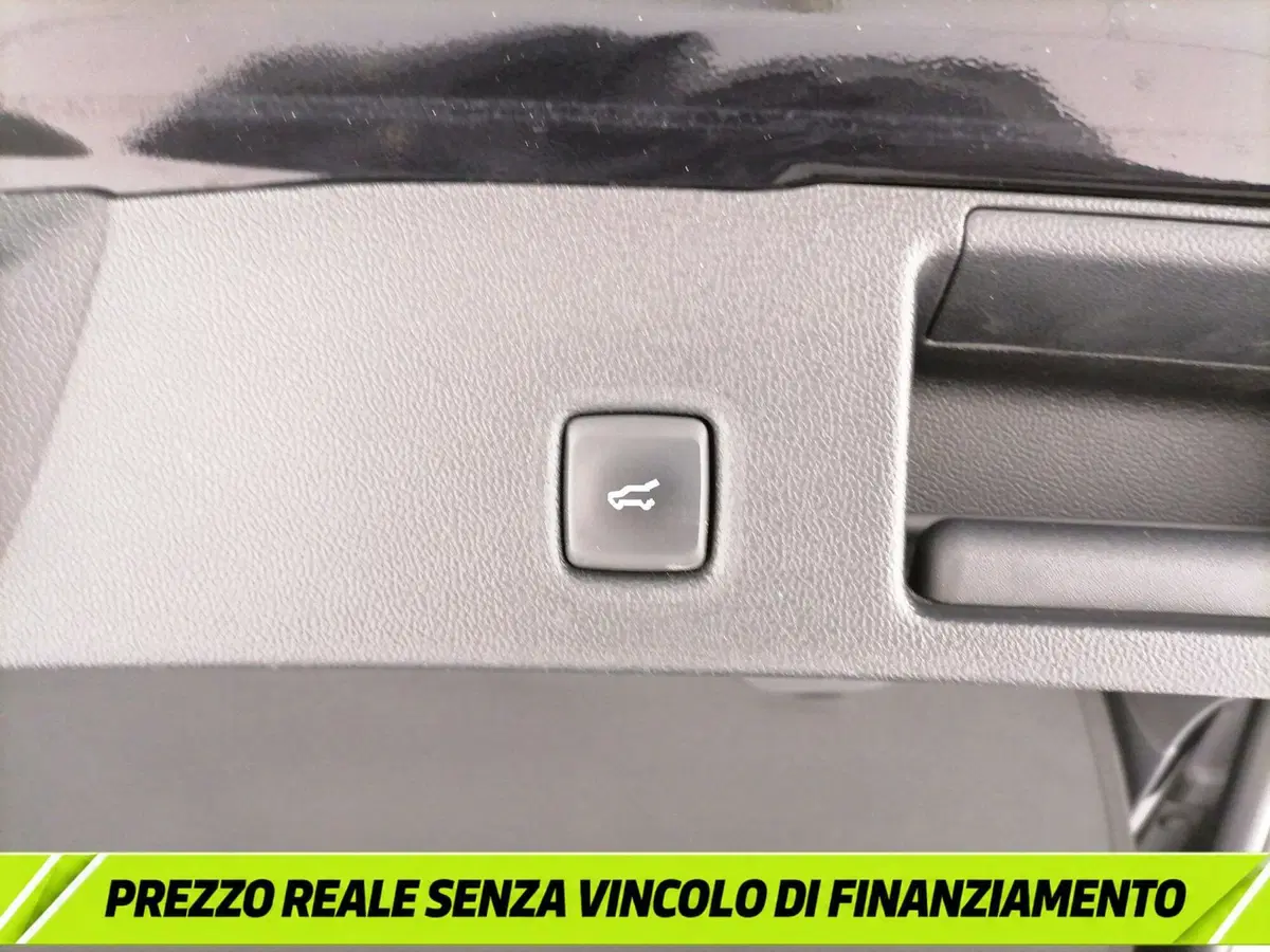 Ford Kuga usata a Roma (11)