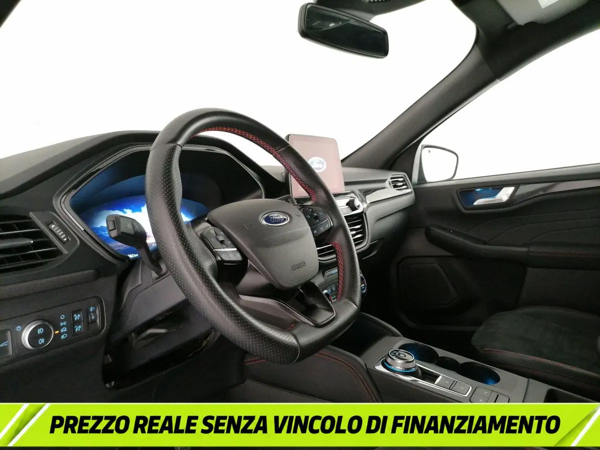 Ford Kuga usata a Roma (12)