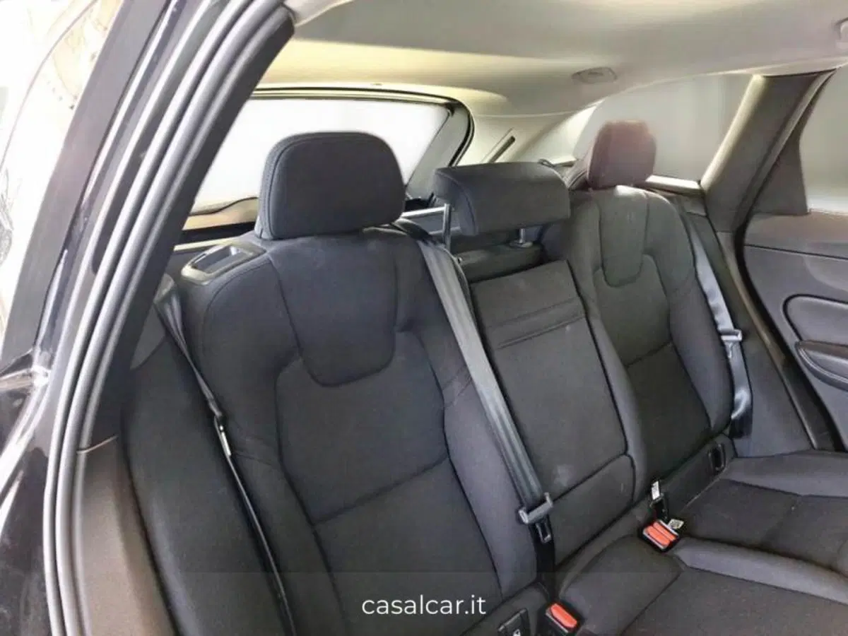 Volvo XC60 usata a Salerno (13)