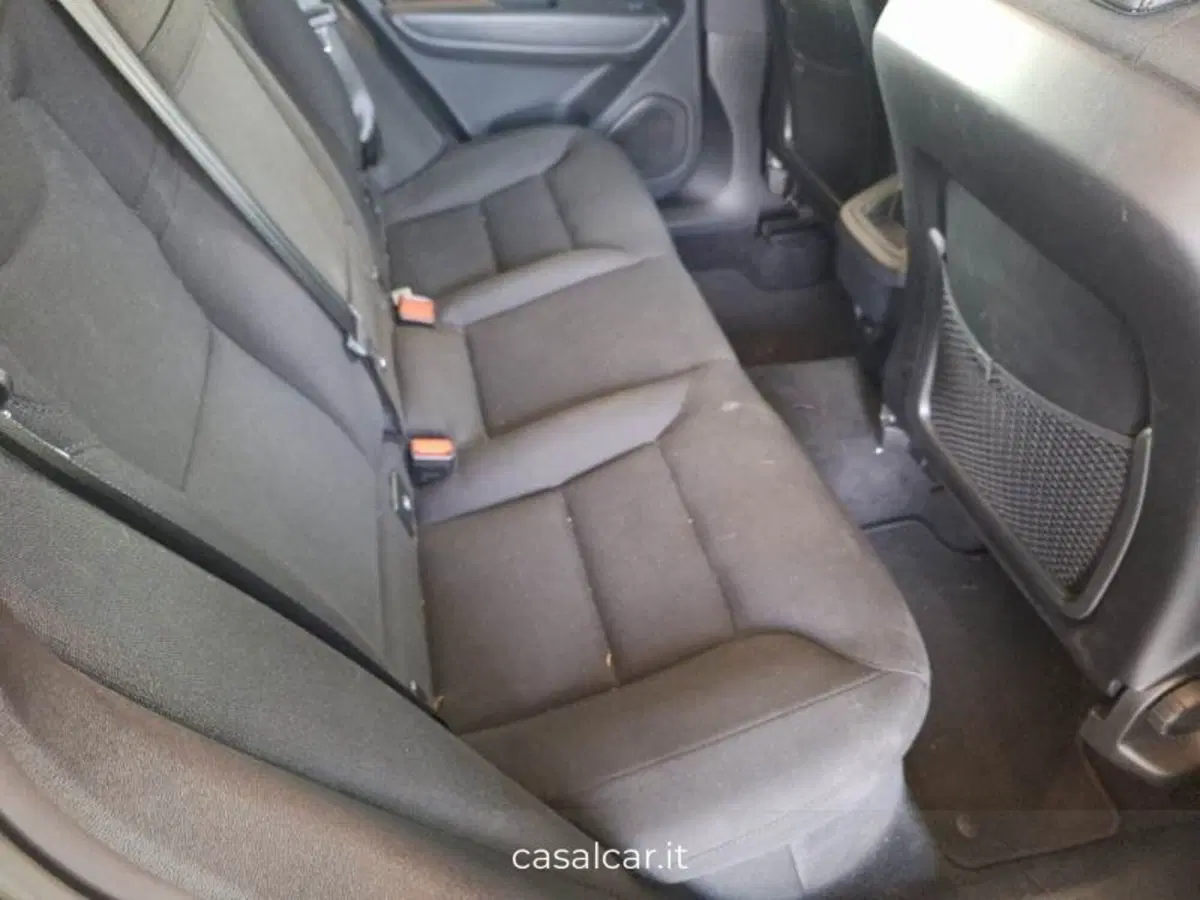 Volvo XC60 usata a Salerno (14)
