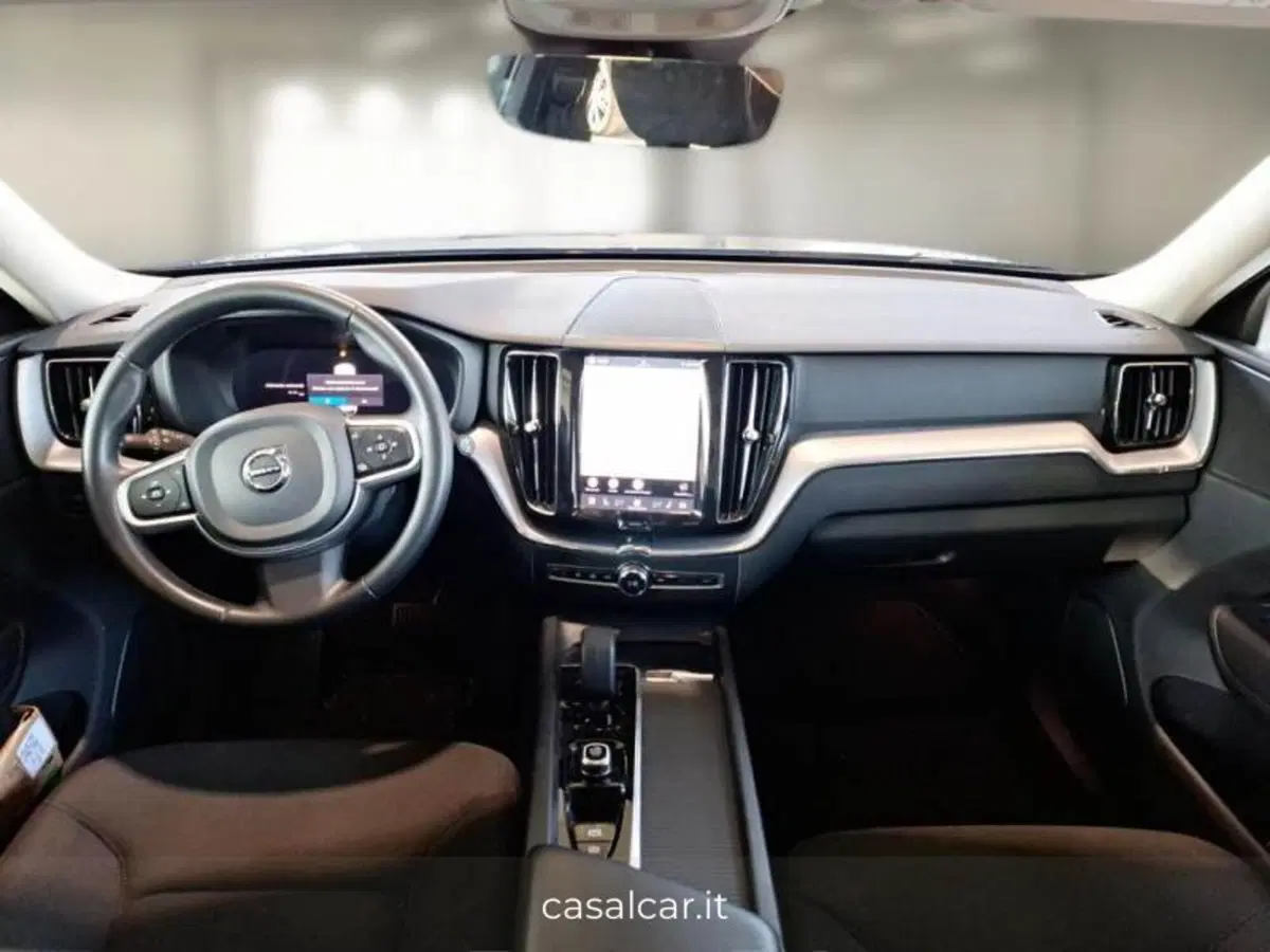 Volvo XC60 usata a Salerno (7)