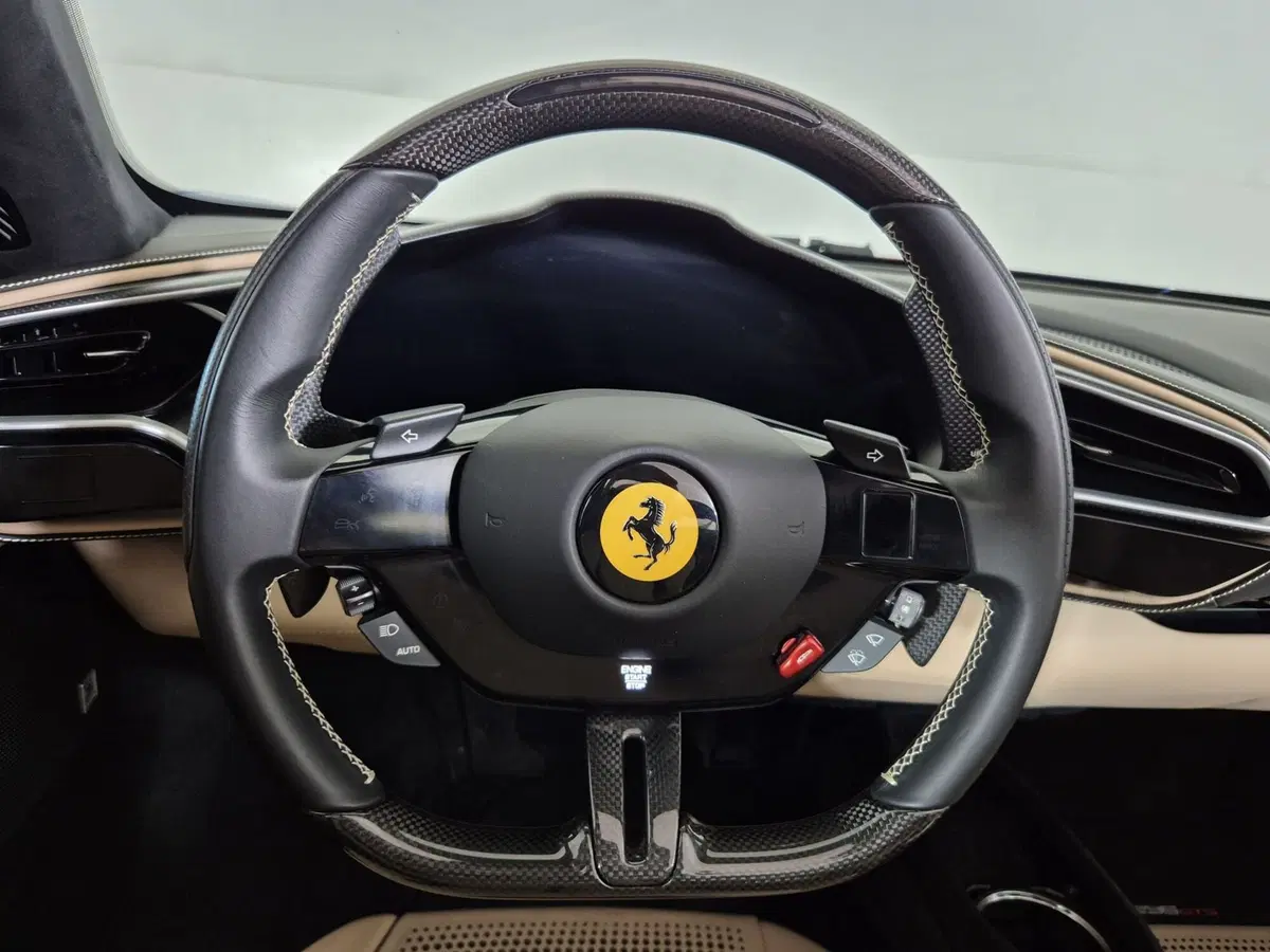 Ferrari 296 Spider usata a Torino (10)
