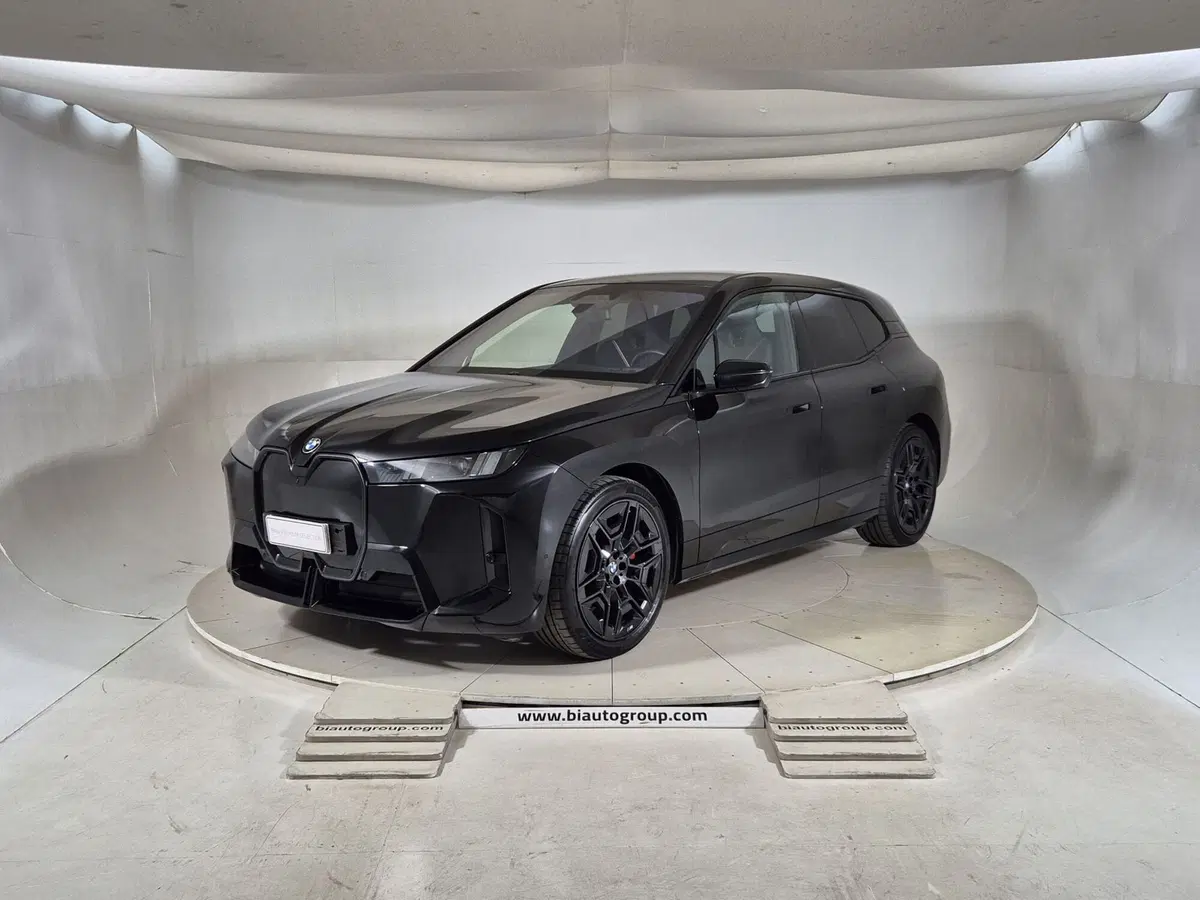 BMW iX usata a Torino