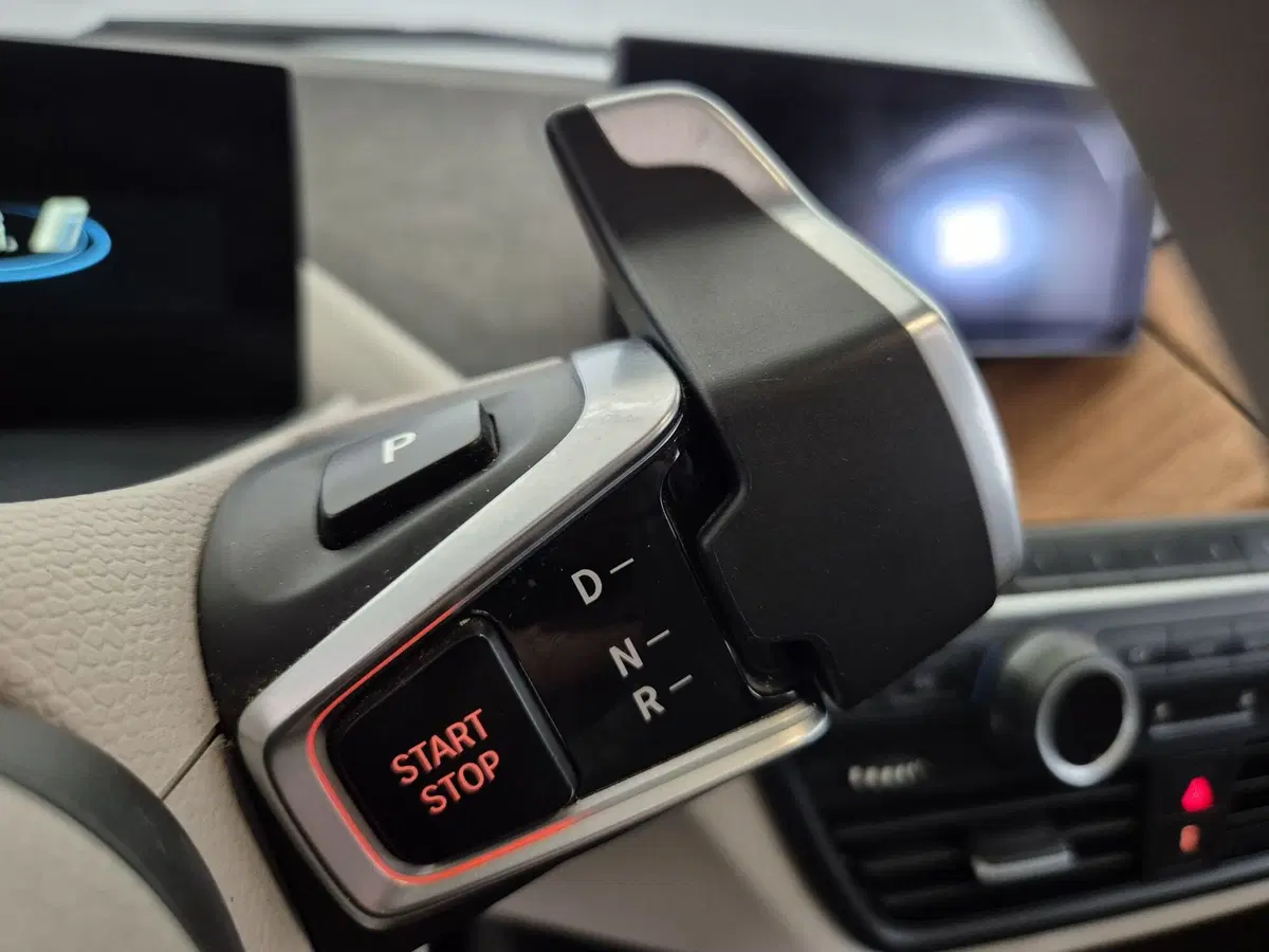 BMW i3 usata a Torino (12)