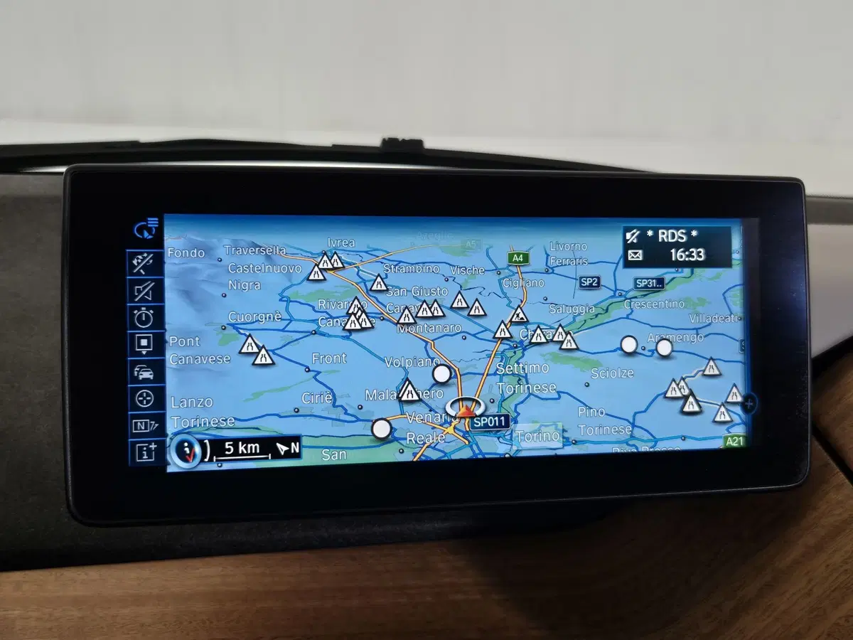 BMW i3 usata a Torino (13)
