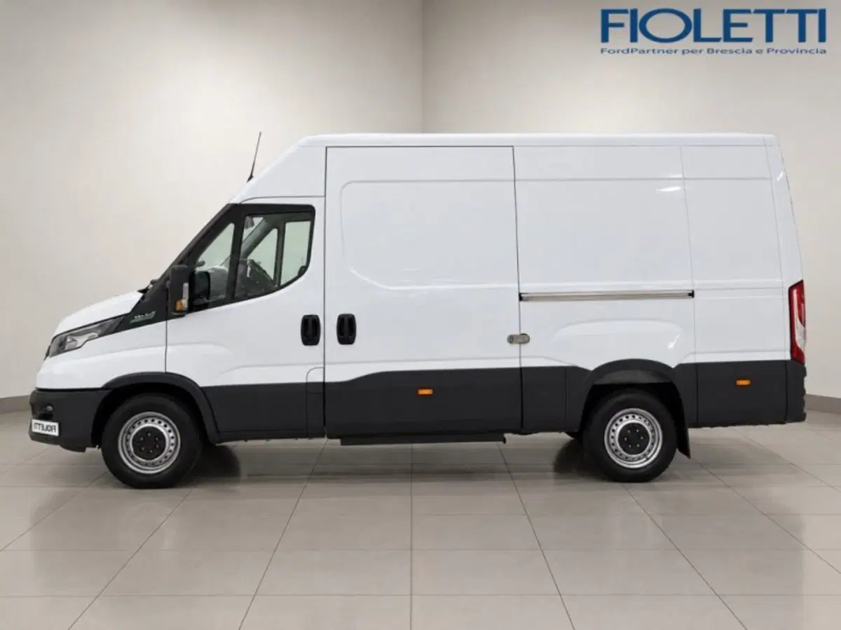 Iveco Daily Furgone usata a Brescia (3)