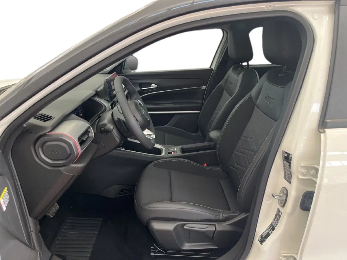Jeep Avenger usata a Torino (10)
