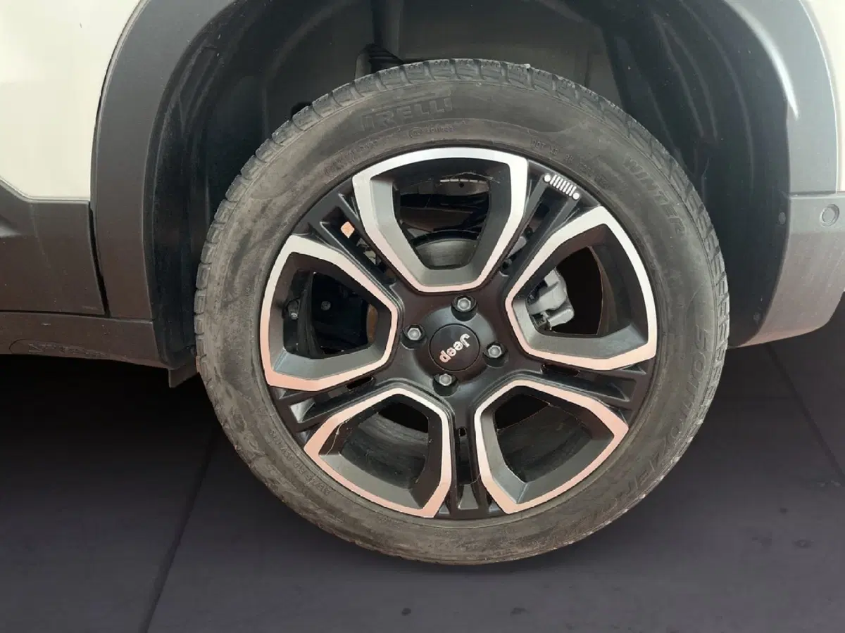Jeep Avenger usata a Torino (8)