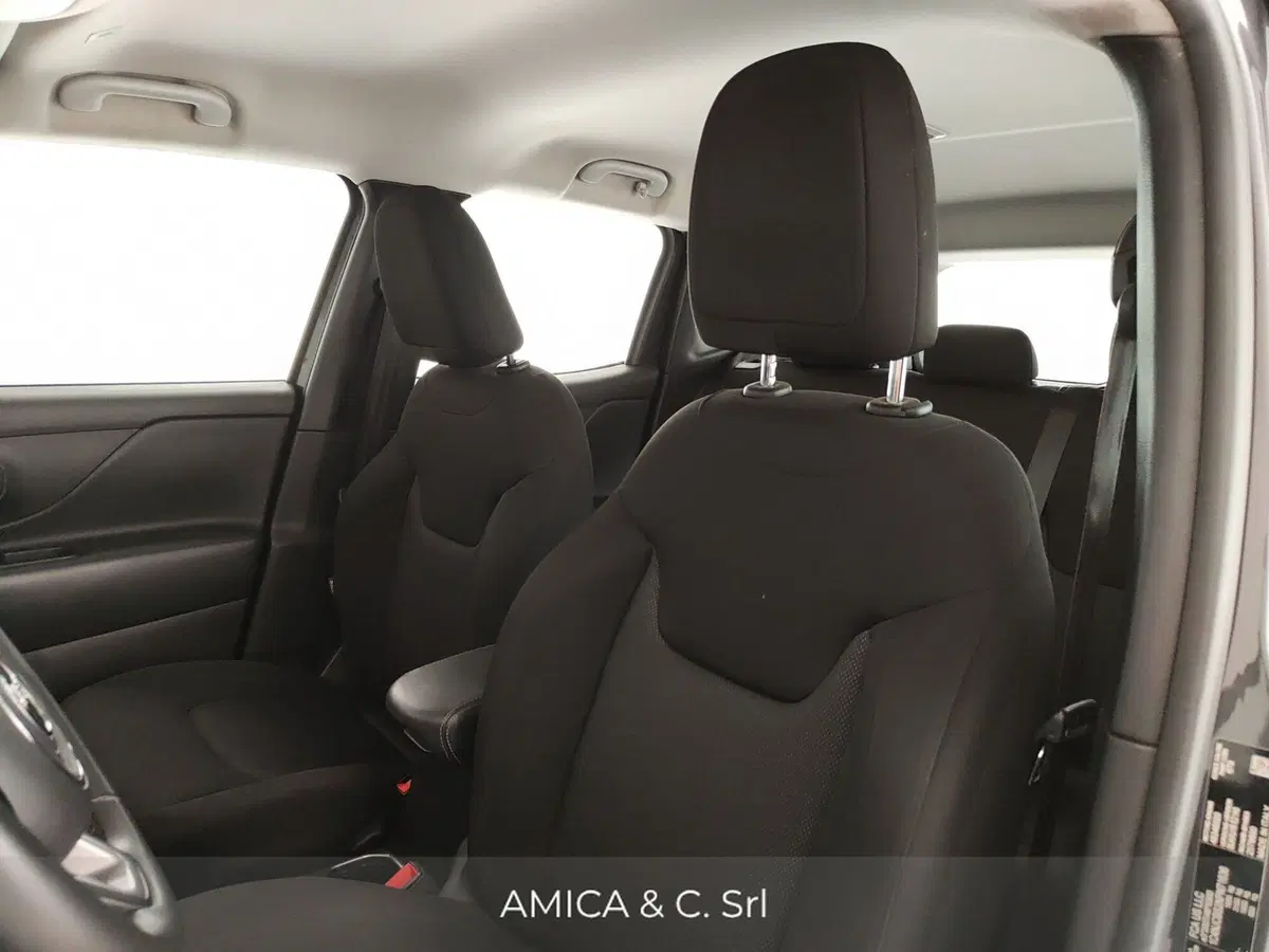 Jeep Renegade usata a Caserta (17)