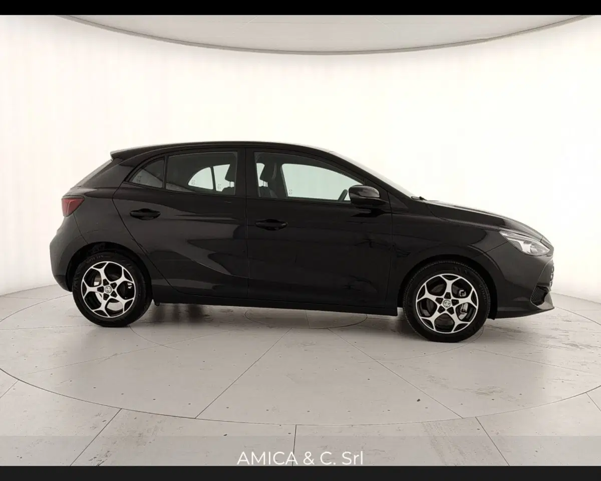 Mg MG3 usata a Caserta (6)