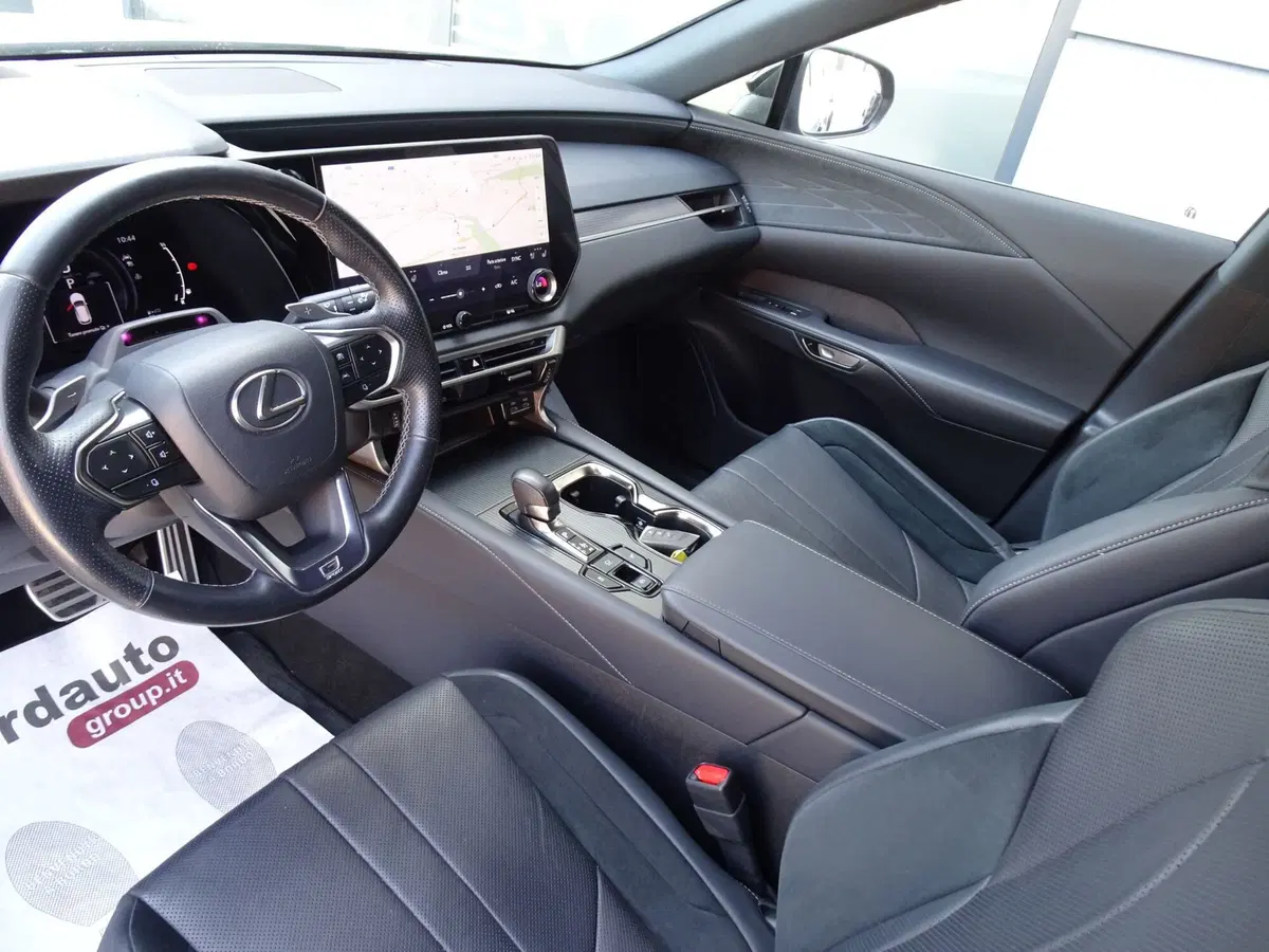 Lexus RX usata a Padova (9)