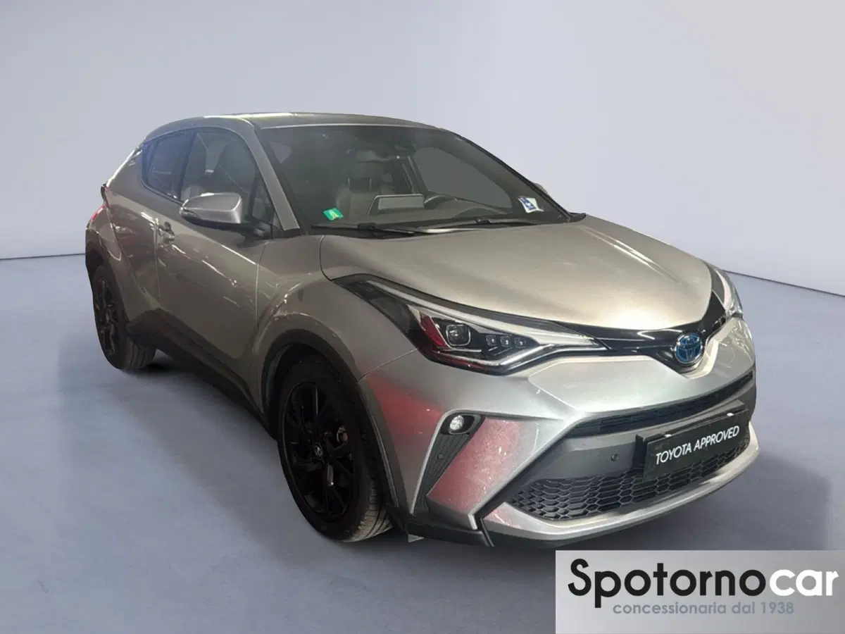 Toyota Toyota C-HR usata a Milano (5)