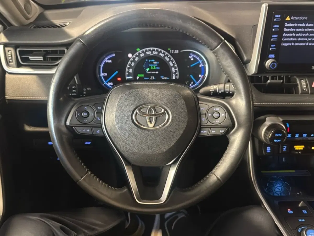 Toyota Rav4 usata a Milano (12)