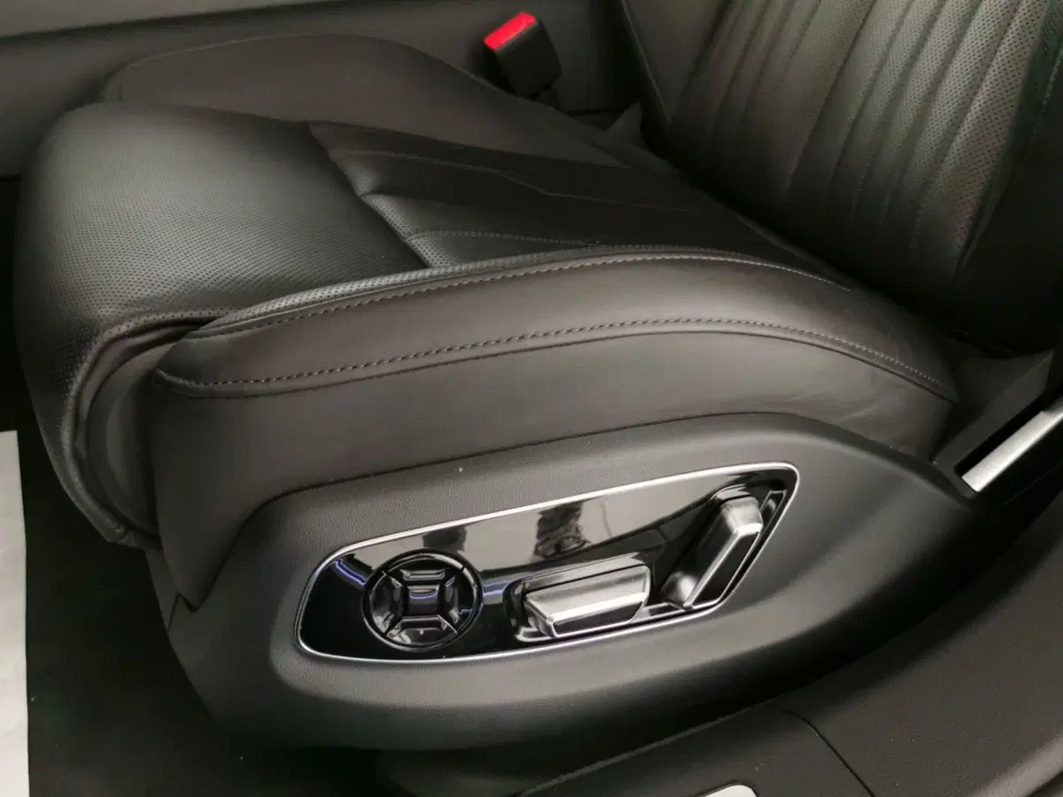 Audi A8 nuova a Chieti (14)